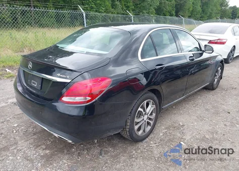 2016 Mercedes-Benz C 300 4Matic/Luxury 4Matic/Sport 4Matic из США, поврежденный, VIN 55SWF4KBXGU117304